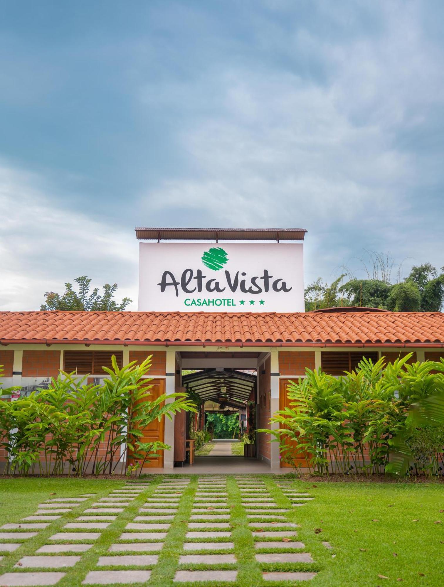 Altavista Casahotel - Asociado Casa Andina Moyobamba Exterior foto